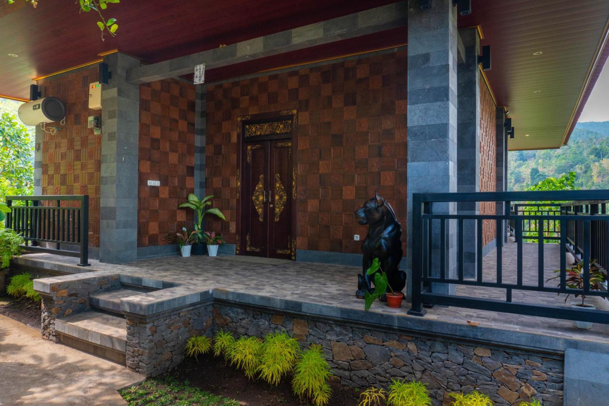Villa Selonding Batu Lovina Beach Extérieur photo