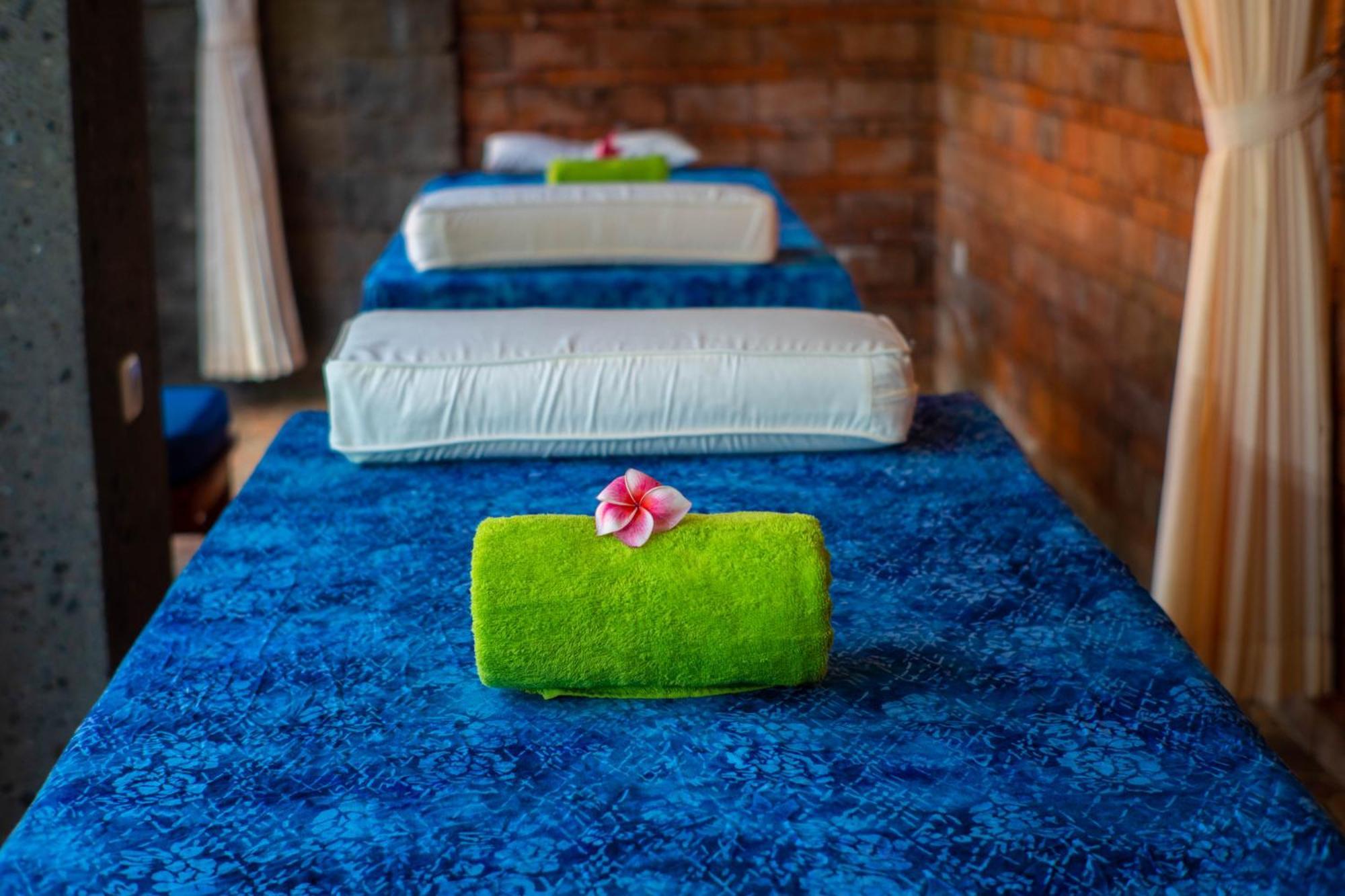 Villa Selonding Batu Lovina Beach Extérieur photo